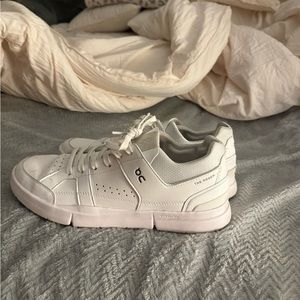 Onclouds Sneakers